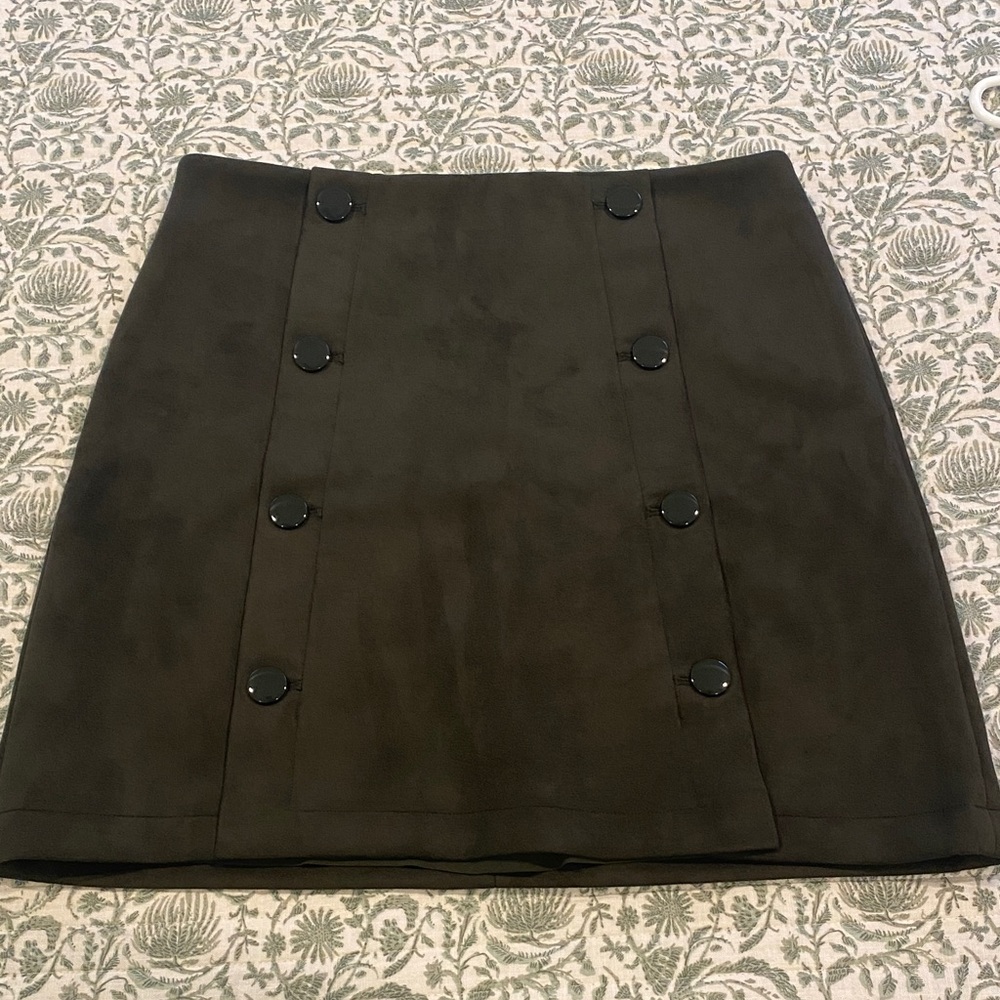 Loft green suede button detail mini skirt 6